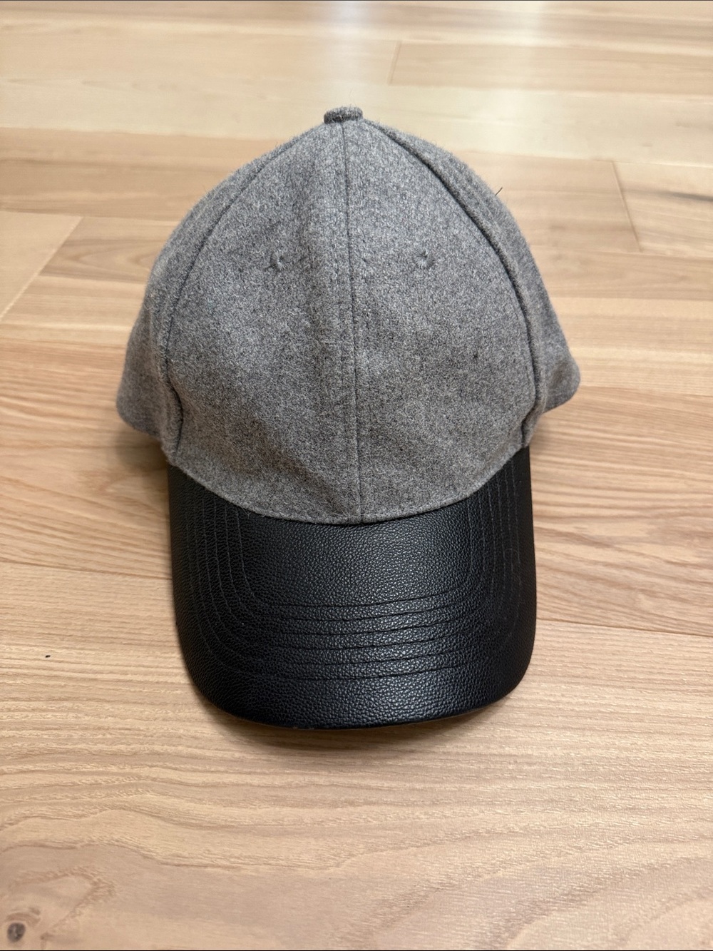 Nordstrom Gray and Black Cap with Leather-Look Brim
